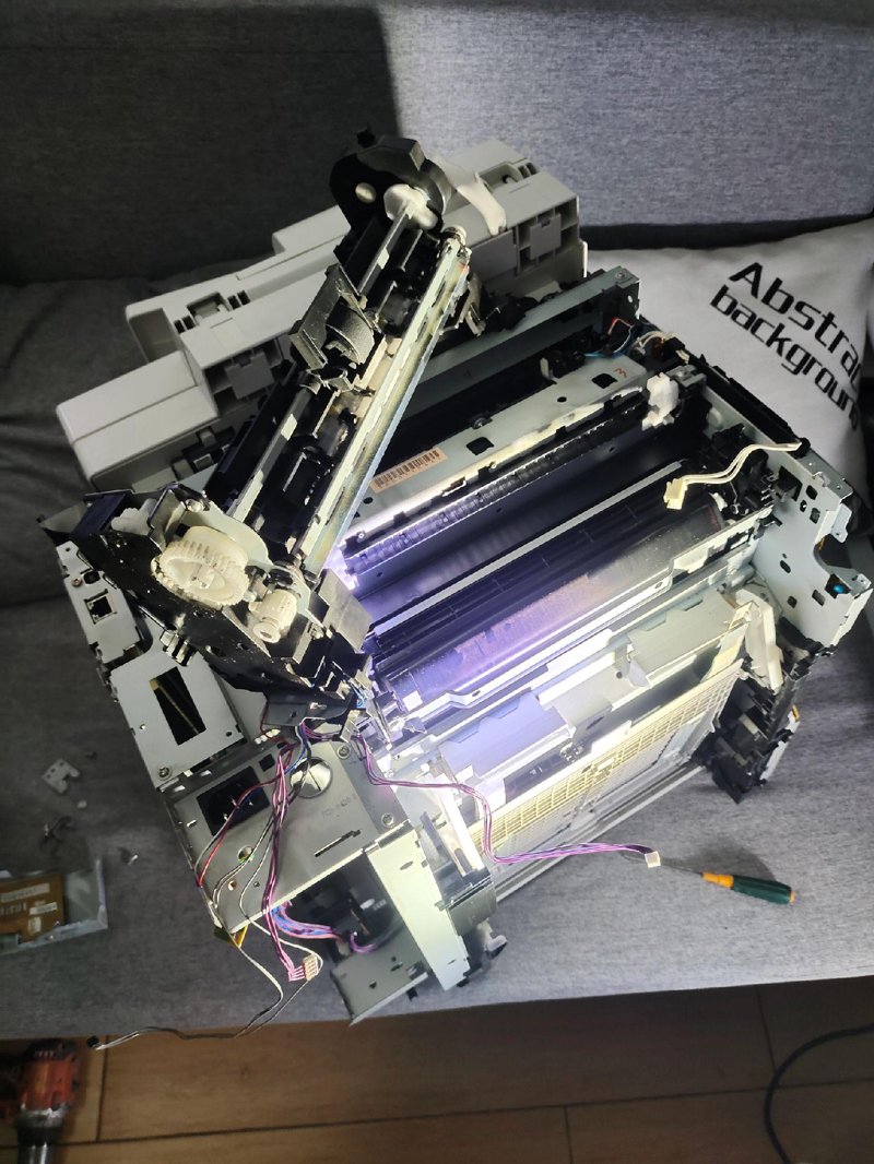 如何正确处理打印机维修中的常见问题?